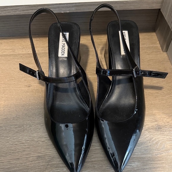 Steve Madden Shoes - Steve Madden Black Patent Leather Heels